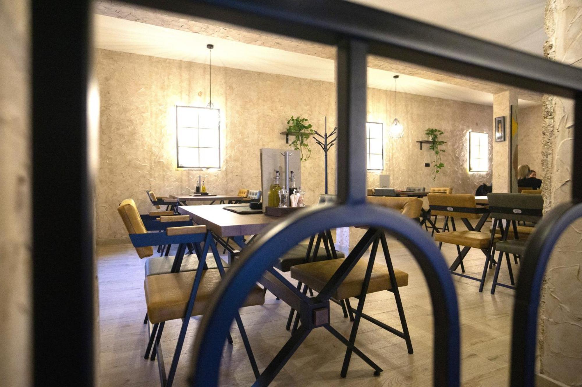 Jazina Hotel تريبينيي المظهر الخارجي الصورة