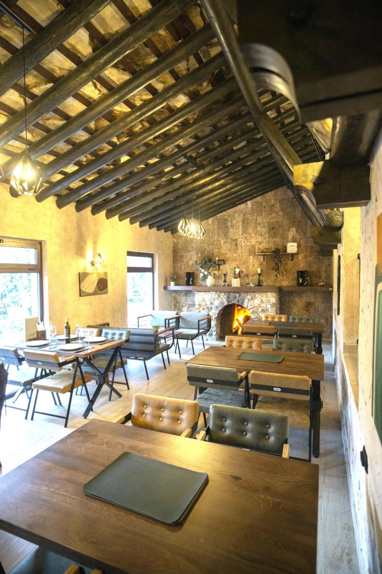 Jazina Hotel تريبينيي المظهر الخارجي الصورة